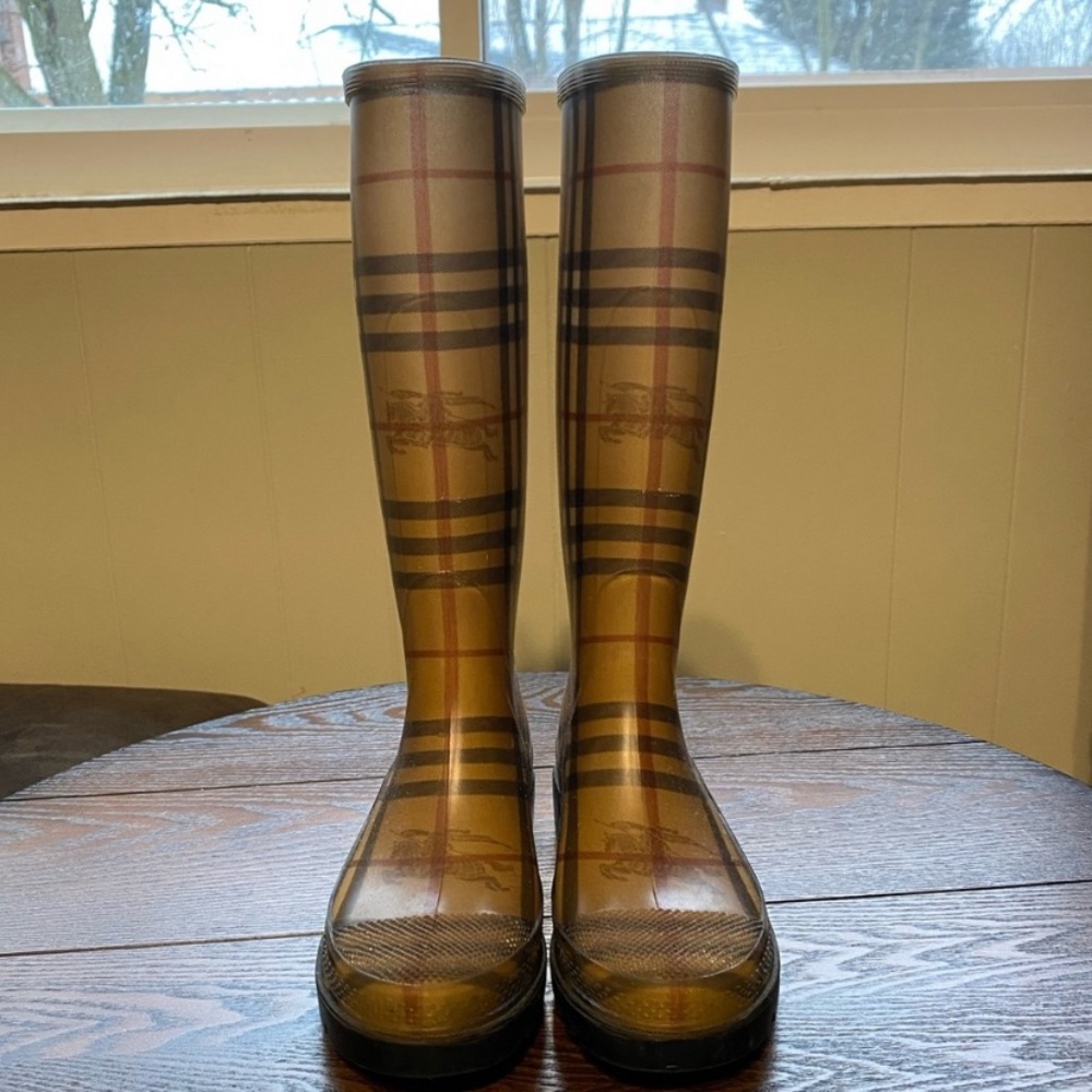 Burberry Rain Boots size 36/6